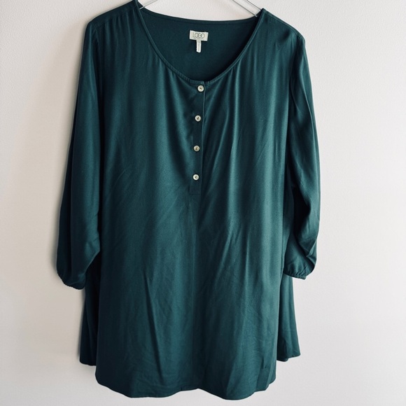 LOGO by Lori Goldstein Top size 26W Green Tunic Pockets - Picture 1 of 6